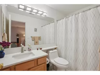 Photo #6: 552657644 Listing