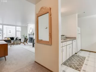 Photo #6: 553228013 Listing 