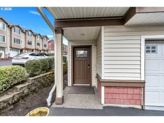 Photo #3: 553797710 Listing 