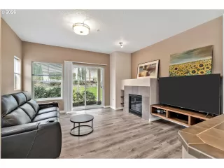 Photo #5: 553797710 Listing 