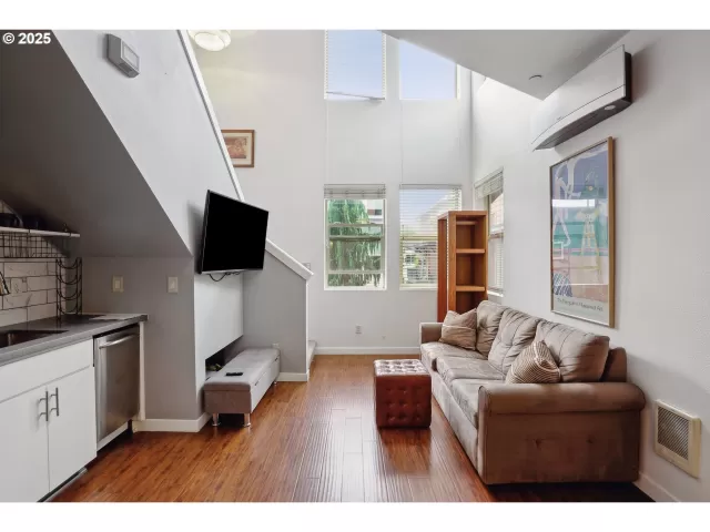 MLS: 555308087 Condo For Sale