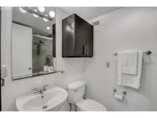 Photo #6: 555344026 Listing