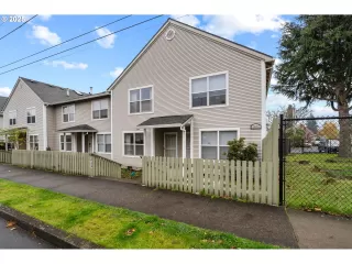 More Details about MLS # 555372985 : 14134 E BURNSIDE ST 2