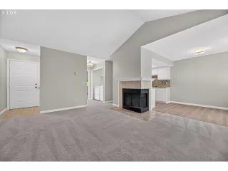 Photo #2: 555544891 Listing 