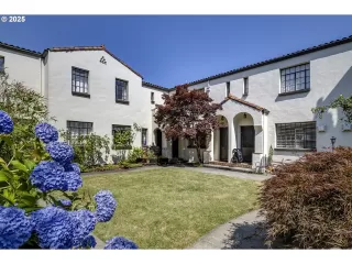 Photo #2: 555822353 Listing
