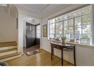 Photo #4: 555822353 Listing