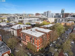 Photo #3: 557042523 Listing