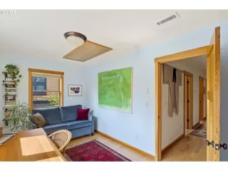 Photo #4: 557186195 Listing 