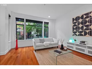 Photo #2: 557678934 Listing 