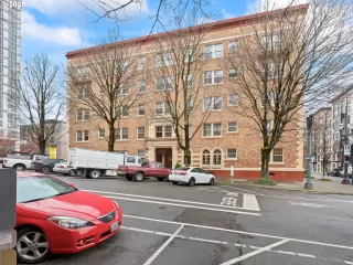 Photo #2: 557812914 Listing 