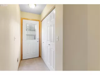 Photo #4: 558141662 Listing 