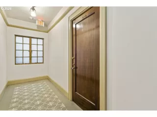 Photo #4: 558191242 Listing 