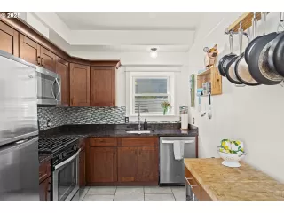 Photo #2: 558826715 Listing 