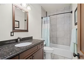 Photo #6: 558826715 Listing 