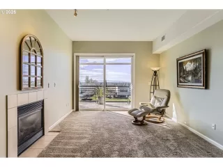 Photo #4: 559090877 Listing