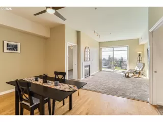 Photo #6: 559090877 Listing