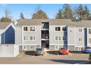 More Details about MLS # 559231470 : 47 EAGLE CREST DR 4