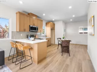 Photo #4: 559379702 Listing 
