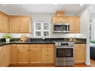 Photo #6: 559548117 Listing 