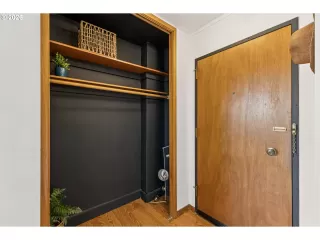 Photo #5: 559574330 Listing 