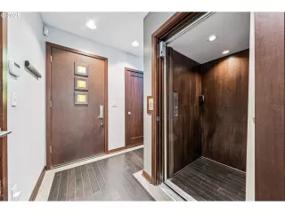 Photo #2: 559812543 Listing 