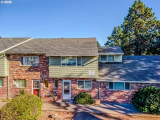 Photo #3: 560182926 Listing