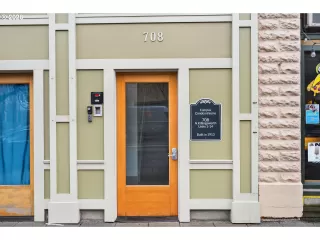 Photo #2: 560610955 Listing