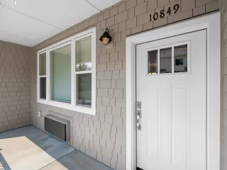 Photo #3: 560695812 Listing