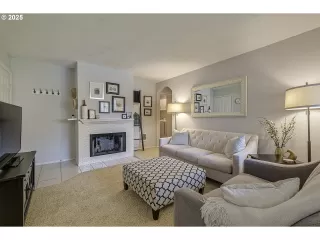 Photo #2: 560844838 Listing 