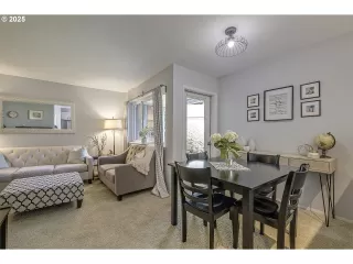 Photo #6: 560844838 Listing 