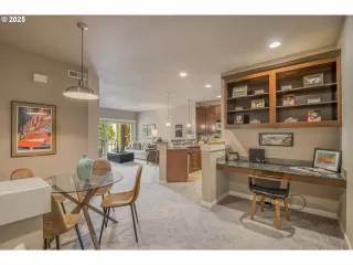 Photo #2: 561512578 Listing 