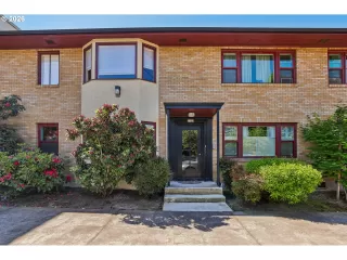 Photo #1: 561805685 Listing 
