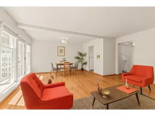 Photo #6: 562699872 Listing 