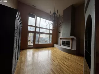 Photo #6: 563435703 Listing 