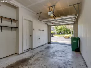 Photo #4: 563492798 Listing 