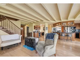 Photo #6: 564248341 Listing 