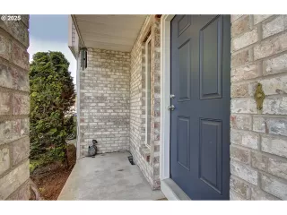 Photo #2: 564541407 Listing