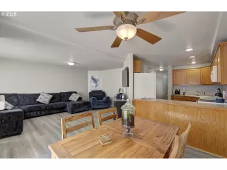 Photo #6: 564541407 Listing