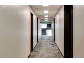 Photo #5: 564545494 Listing