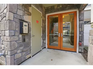 Photo #1: 565033388 Listing 