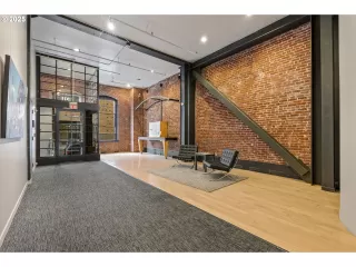 Photo #4: 565068370 Listing 