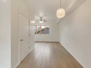 Photo #1: 565105932 Listing 