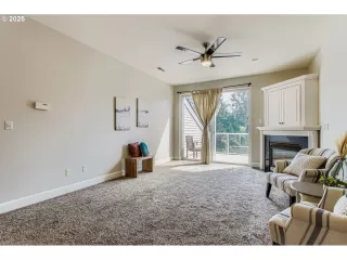 Photo #1: 565304115 Listing