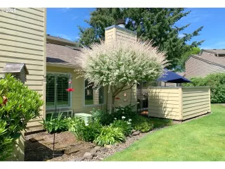 Photo #4: 566398391 Listing