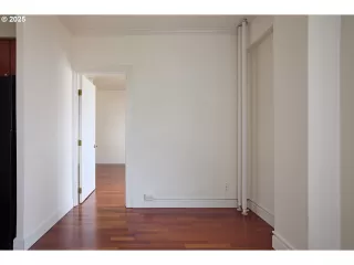 Photo #6: 566451753 Listing 