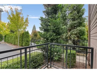 Photo #3: 566629418 Listing