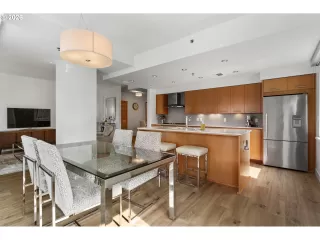 Photo #1: 566861545 Listing 