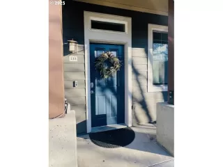 Photo #1: 567430942 Listing 