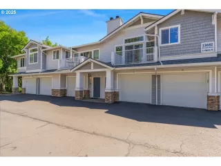 Photo #2: 567570673 Listing