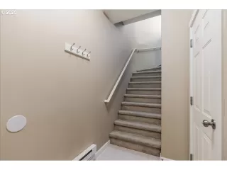 Photo #6: 567570673 Listing